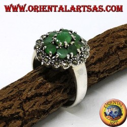 Silver ring in flower with 8 natural round emeralds surrounded by marcasites