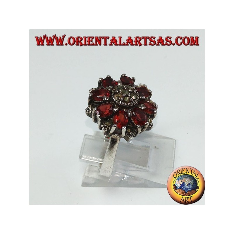 Silver ring in round shape with 8 natural oval and marcasite garnets