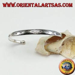 Steifes Silberarmband, graviert mit handgefertigtem Maori