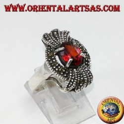 Silver ring, marcassite bow with a natural oval grenade encrusted