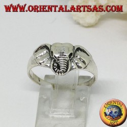 Bague en argent avec une tête d'éléphant