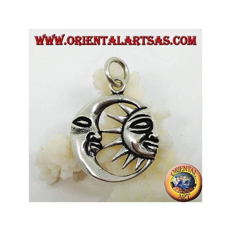 Pendentif en argent demi-soleil dans la demi-lune