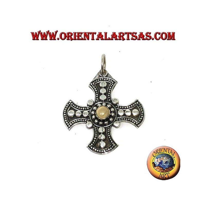 Colgante de plata, cruz celta con piedra de luna adularia.