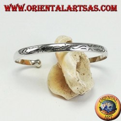 Bracelet rigide en argent, avec gravures balinaises faites à la main