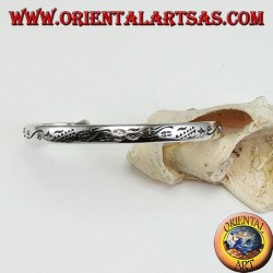 Bracelet rigide en argent, étoiles et nuages gravés à la main