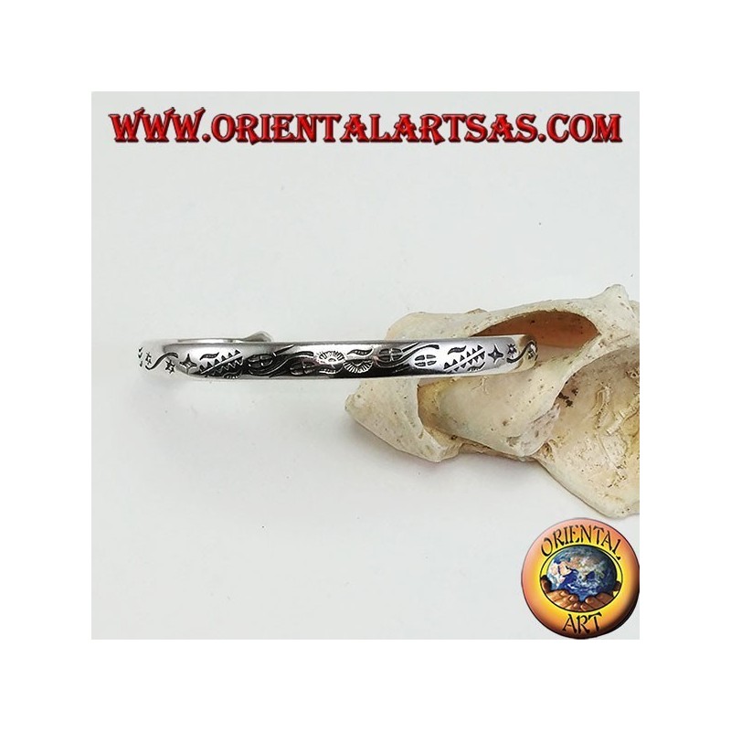 Bracelet rigide en argent, étoiles et nuages gravés à la main