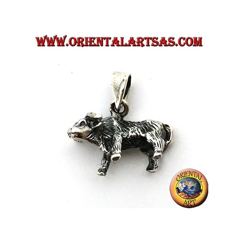 Ciondolo in argento a forma di bufalo  tridimensionale