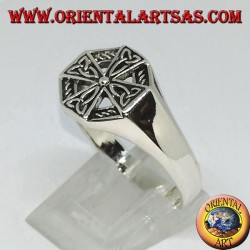 Bague croix celtique en argent avec noeuds tyrone