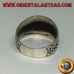 Bague en argent avec un tissage aegishjalmur et celtique sur les côtés