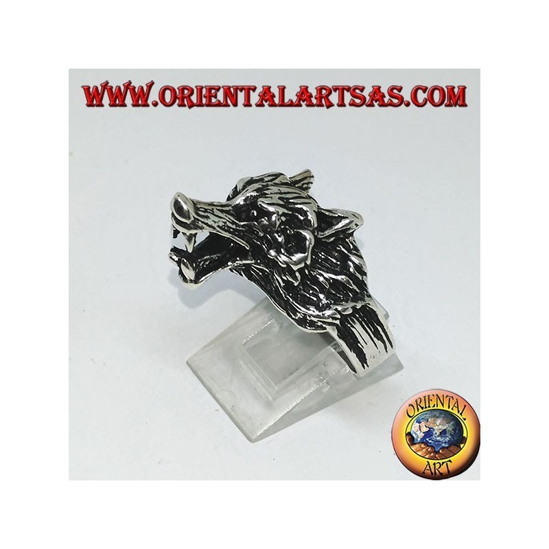 Silver ring, wolf's head growling