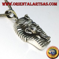 Colgante de plata de la máscara funeraria de Tutankamon.