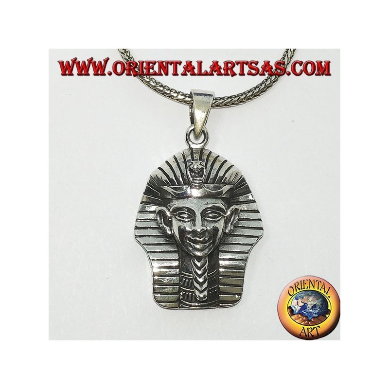 Ciondolo in argento della  maschera funeraria di Tutankhamon