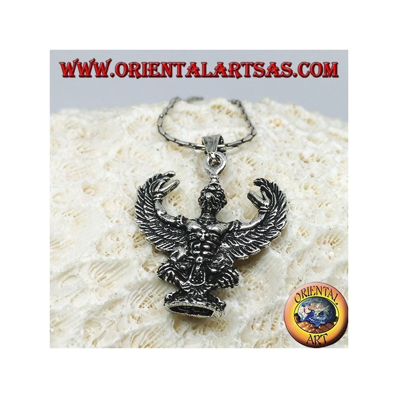 Colgante de plata de Garuda tailandés