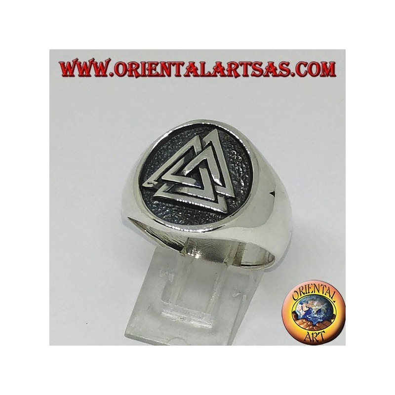 Silberring mit dem Siegel aus Valknut-Knoten von Odin