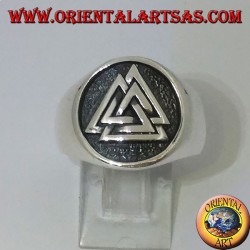 Silberring mit dem Siegel aus Valknut-Knoten von Odin