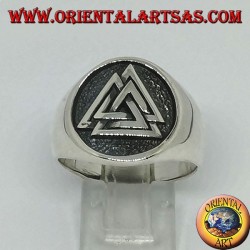 Bague en argent avec le sceau du nœud valknut d'Odin