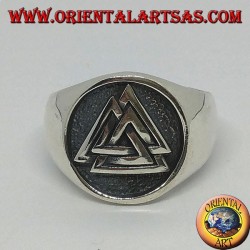 Bague en argent avec le sceau du nœud valknut d'Odin