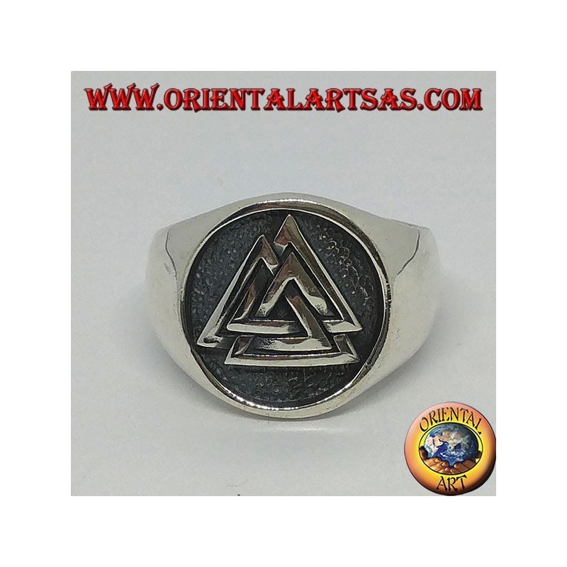 Silberring mit dem Siegel aus Valknut-Knoten von Odin