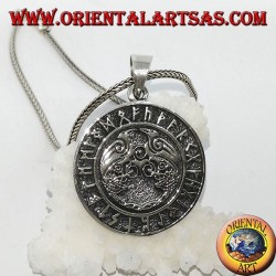 Pendentif en argent Huginn et Muninn (les corbeaux d'Odin) avec les runes autour
