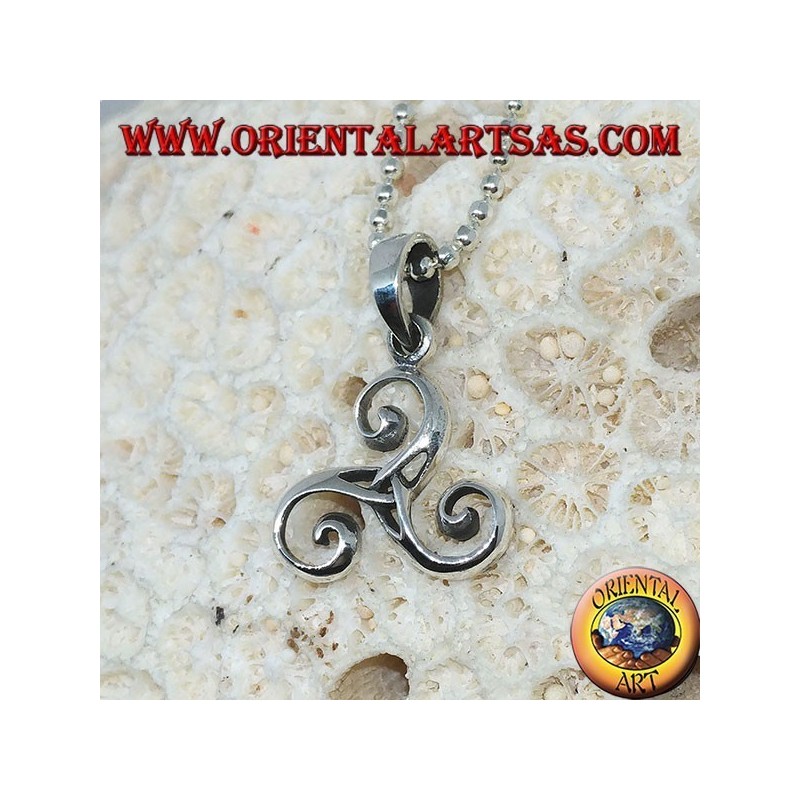 Ciondolo in argento Triskele, triskell, triskelion con nodo di tyrone al centro