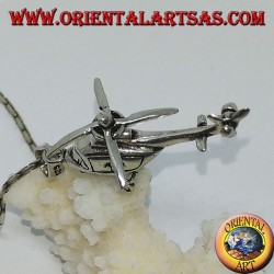 Colgante de plata de un helicóptero móvil.