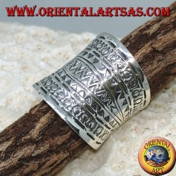 Konkaver Bandring in Silber mit geometrischen Mustern