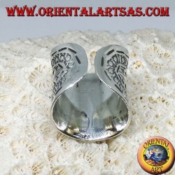 Konkaver Bandring in Silber mit geometrischen Mustern