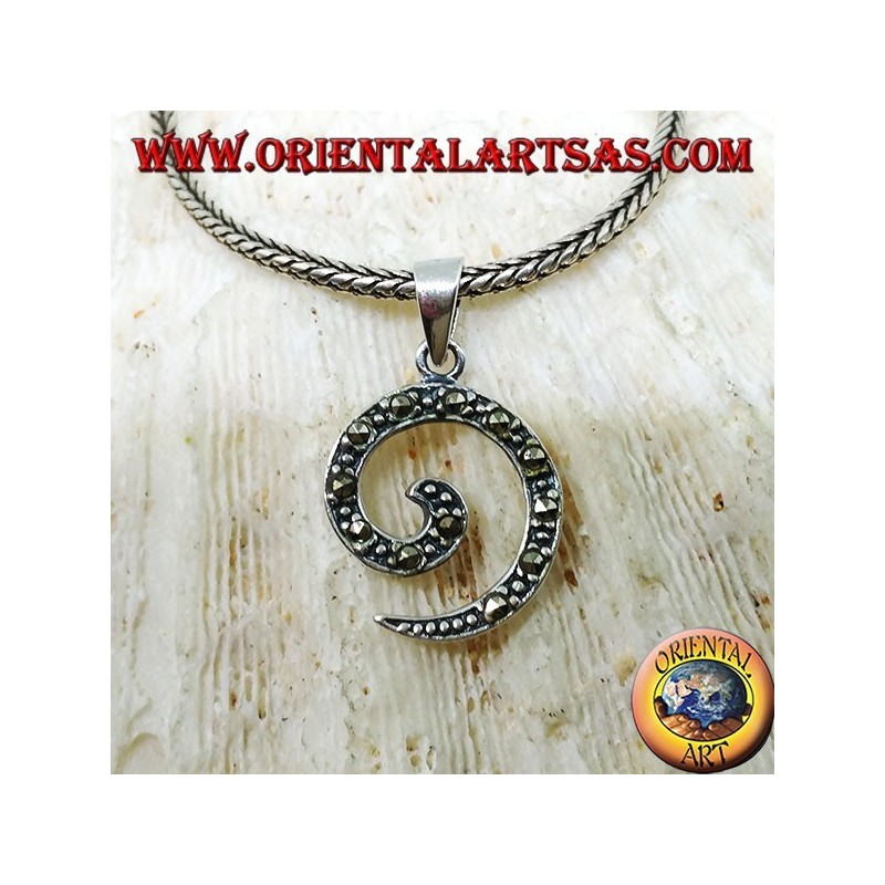 Colgante espiral de plata con marcasita.