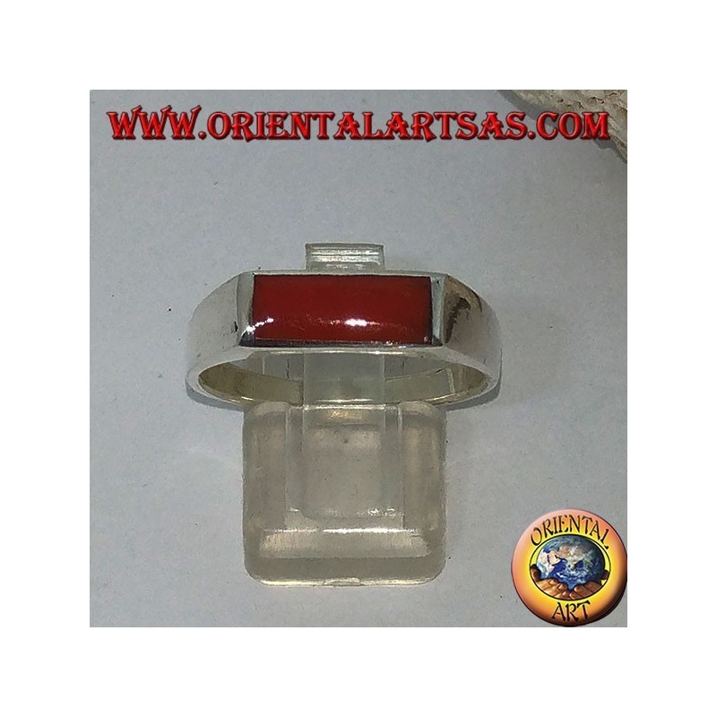 Anello in argento con corniola rettangolare stretta