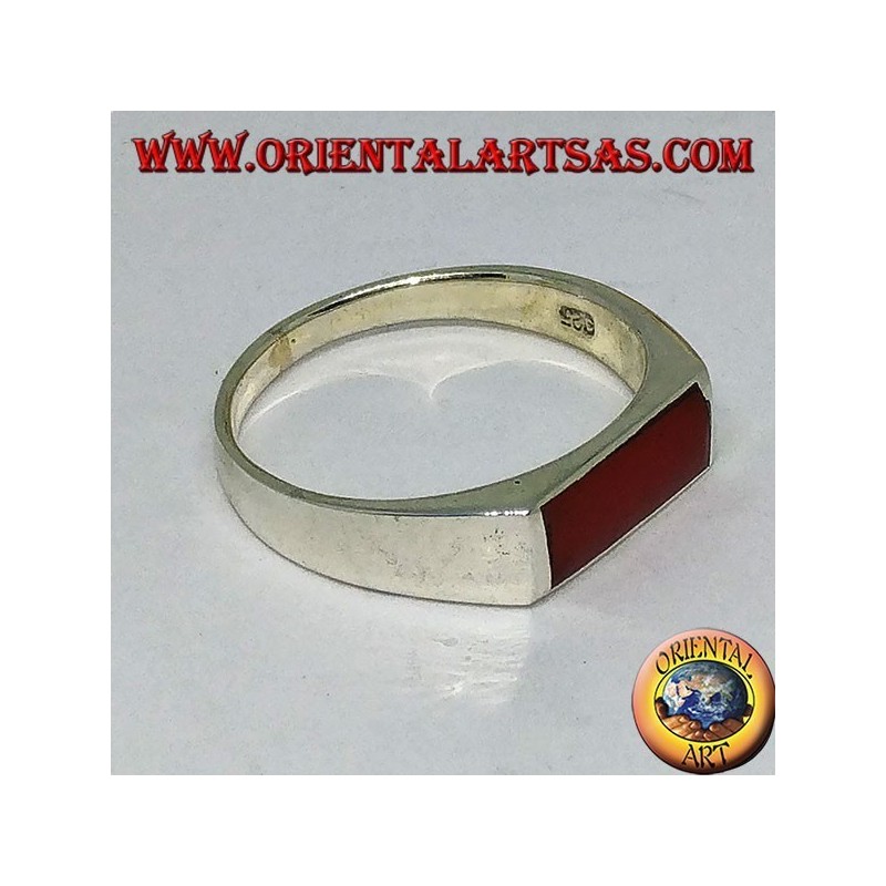 Anello in argento con corniola rettangolare stretta