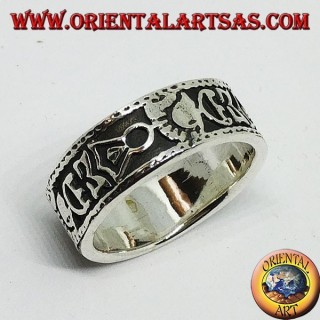Silberring mit Maori-Flachrelief