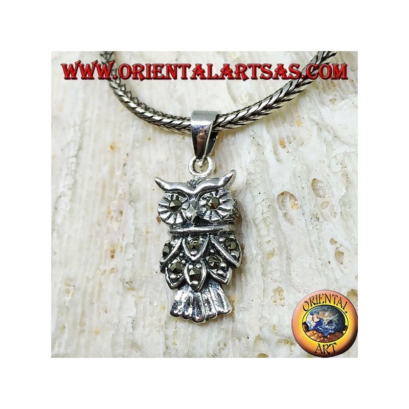 Colgante búho de plata con marcasita.