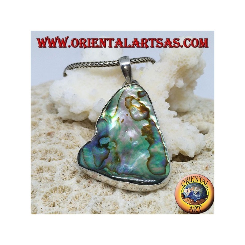 Silver pendant in the shape of an irregular triangle with paua shell (abalone)
