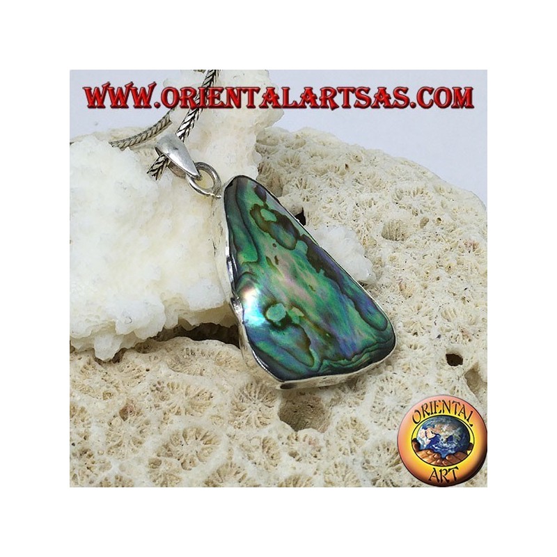 Silver pendant in the shape of an irregular triangle with paua shell (abalone)
