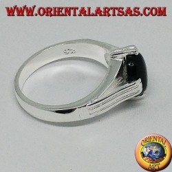 Silver ring with oval interlocking onyx on four points