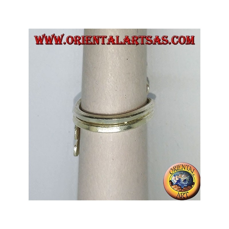 Bague feuille d'argent roulée à la main
