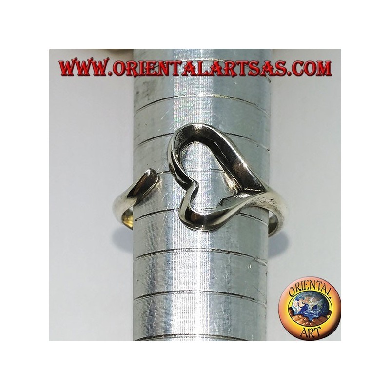 Anello in argento cuore traforato, simbolo di amore