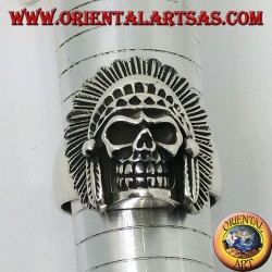 Anillo indio de plata con calavera