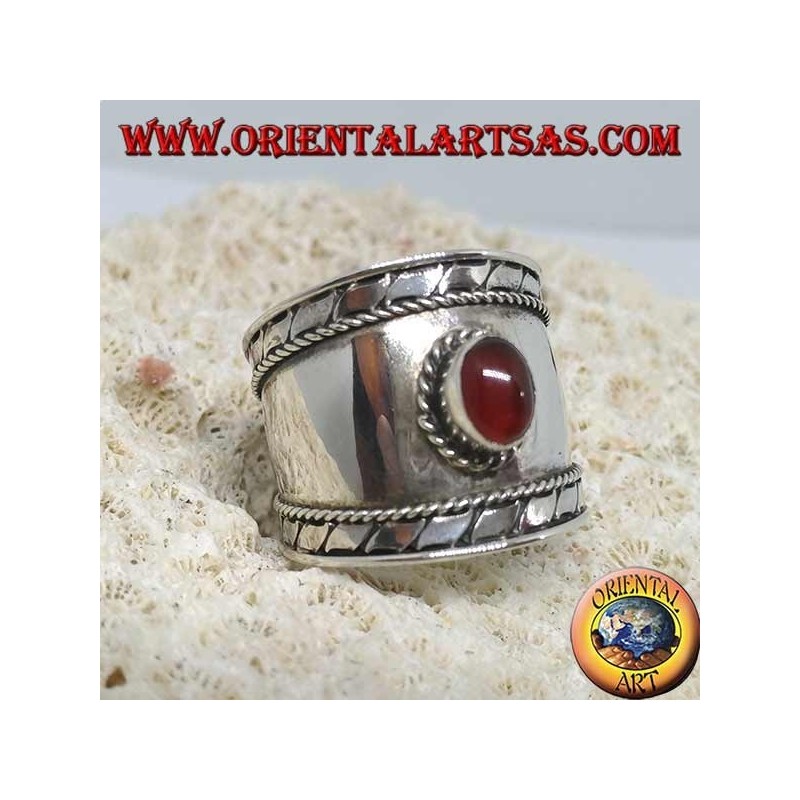 Breiter Bandring in Silber mit ovalem Cabochon rundem Cabochon, Bali