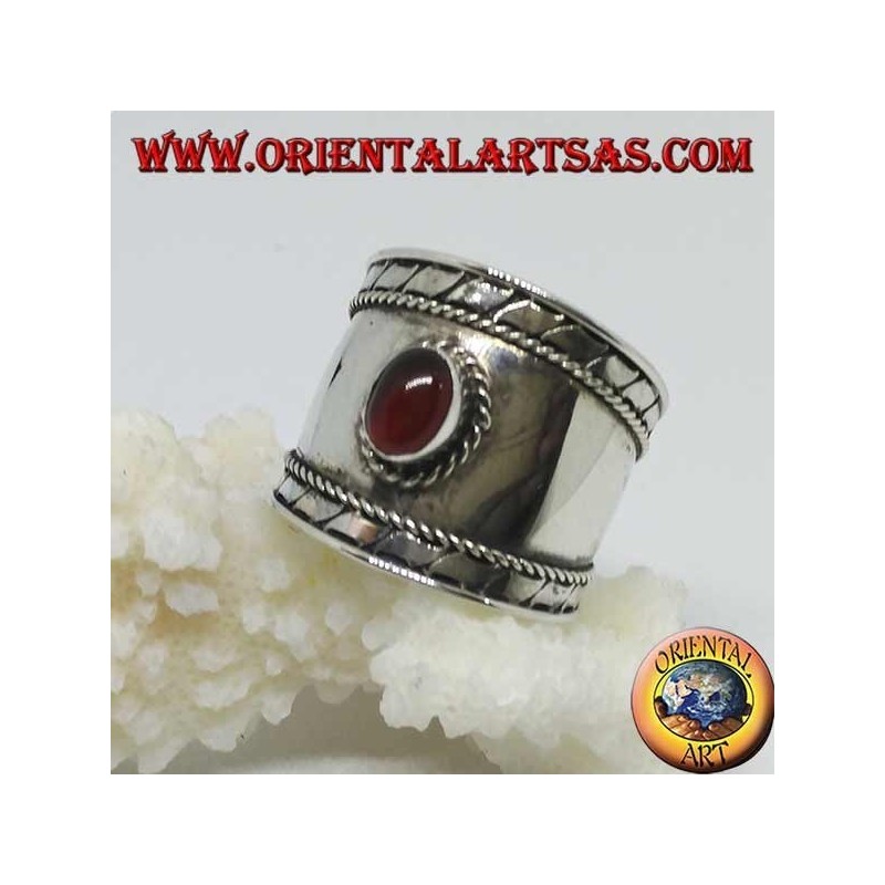 Breiter Bandring in Silber mit ovalem Cabochon rundem Cabochon, Bali