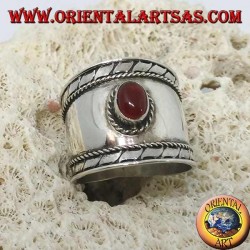 Breiter Bandring in Silber mit ovalem Cabochon rundem Cabochon, Bali