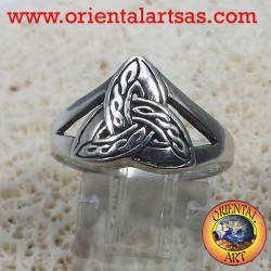 Ring Triquetra Celtic knot