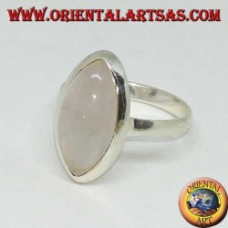 Bague en argent avec quartz rose taillé en navette