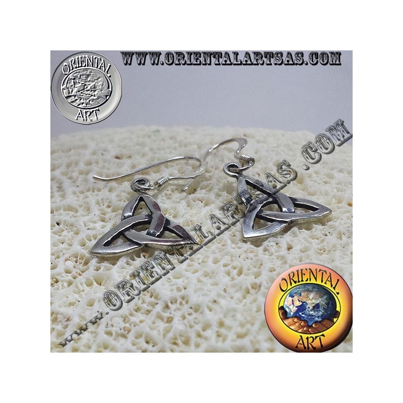 Boucle d'oreille noeud celtique triquetra