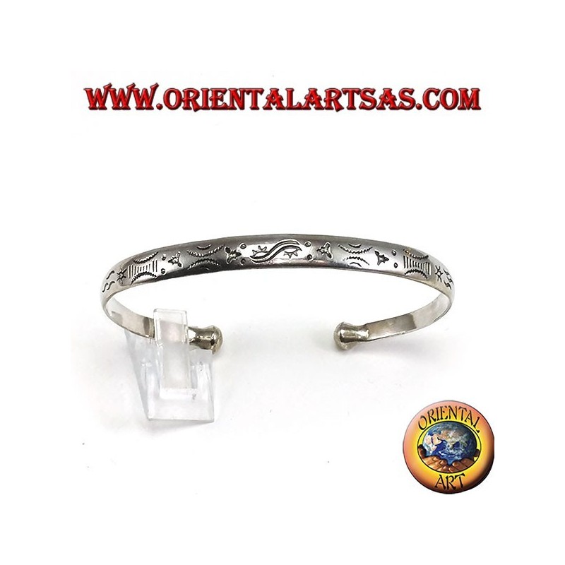 Rigid bracelet in silver, with handmade dawn and sunset engravings