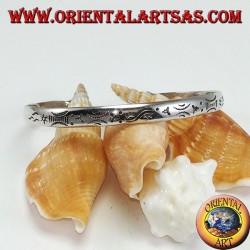 Rigid bracelet in silver, with handmade dawn and sunset engravings