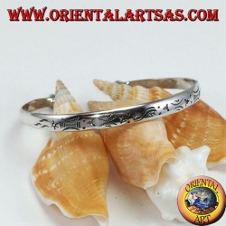 Rigid bracelet in silver, with handmade dawn and sunset engravings