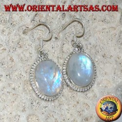 Boucles d'oreilles pendantes en argent avec pierre de lune arc-en-ciel ovale