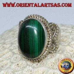 Anillo de plata con malaquita ovalada (grande)