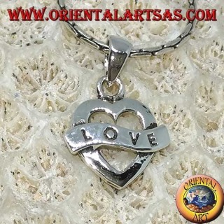 Pendentif en argent en forme de coeur avec gravure Love
